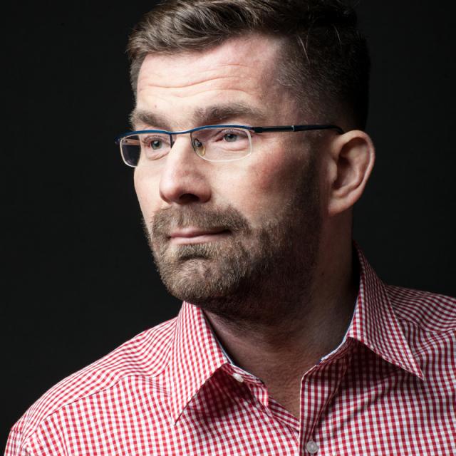 Profesionální portrétní foto; Pikous; Knihkupec Fryč