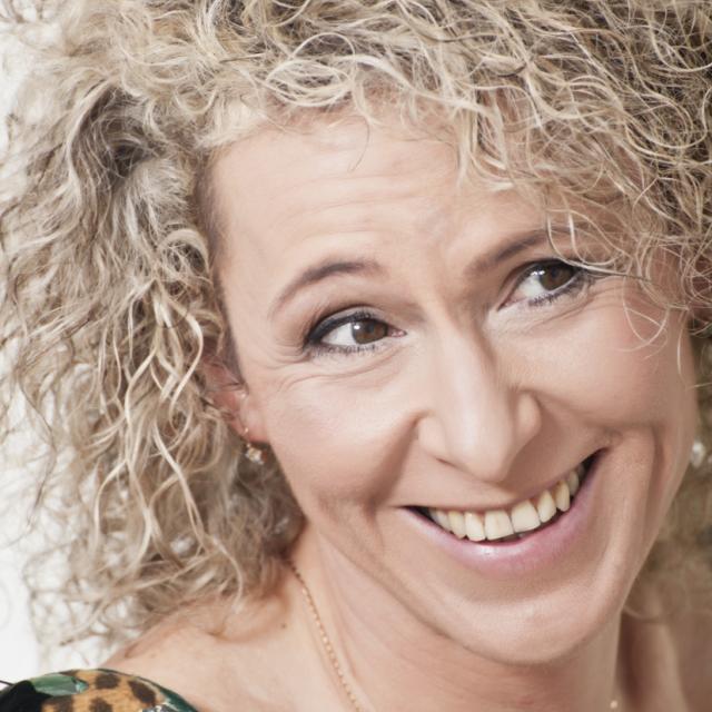 Profesionální portrétní foto; Pikous; Veselá